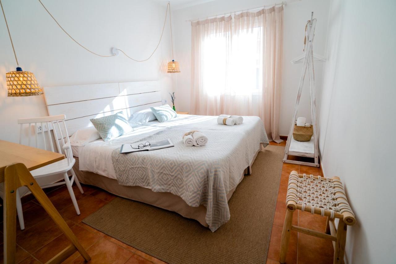 Hostal Sa Posada Set Cales ثيوداديلا المظهر الخارجي الصورة