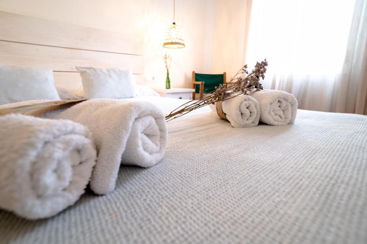 Hostal Sa Posada Set Cales ثيوداديلا المظهر الخارجي الصورة